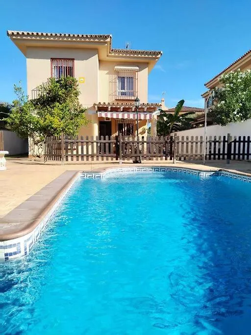 Vakantiehuis Relajante Chalet Con Piscina Y Barbacoa A 2 Km De La Playa By Chiclana Dreams Chiclana de la Frontera